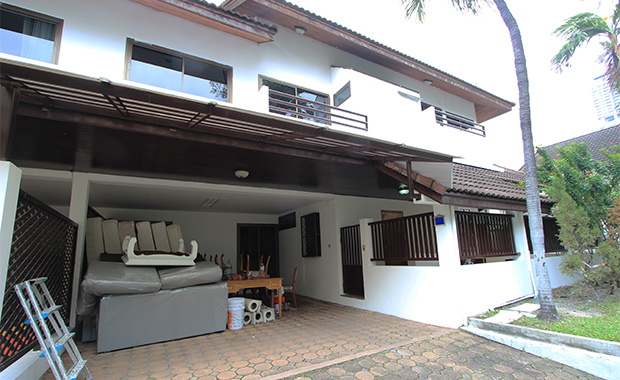 hc100031_29.jpg