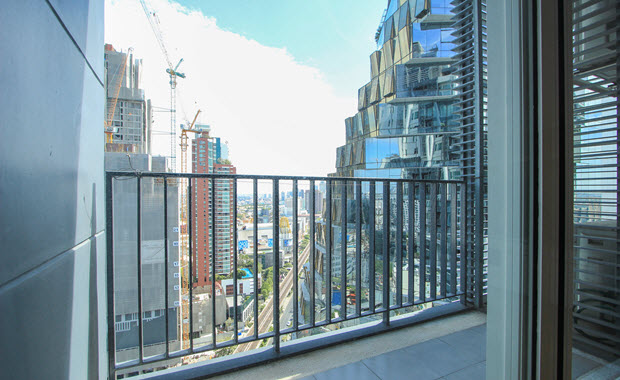 pc015884_9.jpg